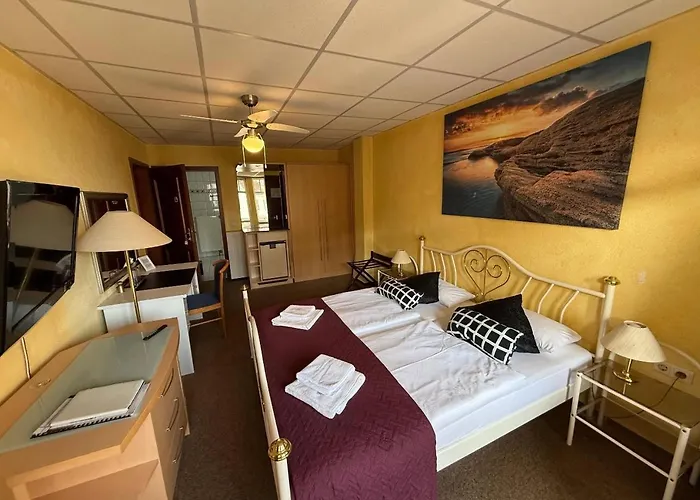 Deutsche Hof Hotel Georgenthal (Thuringia)